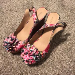 Multi colored wedges